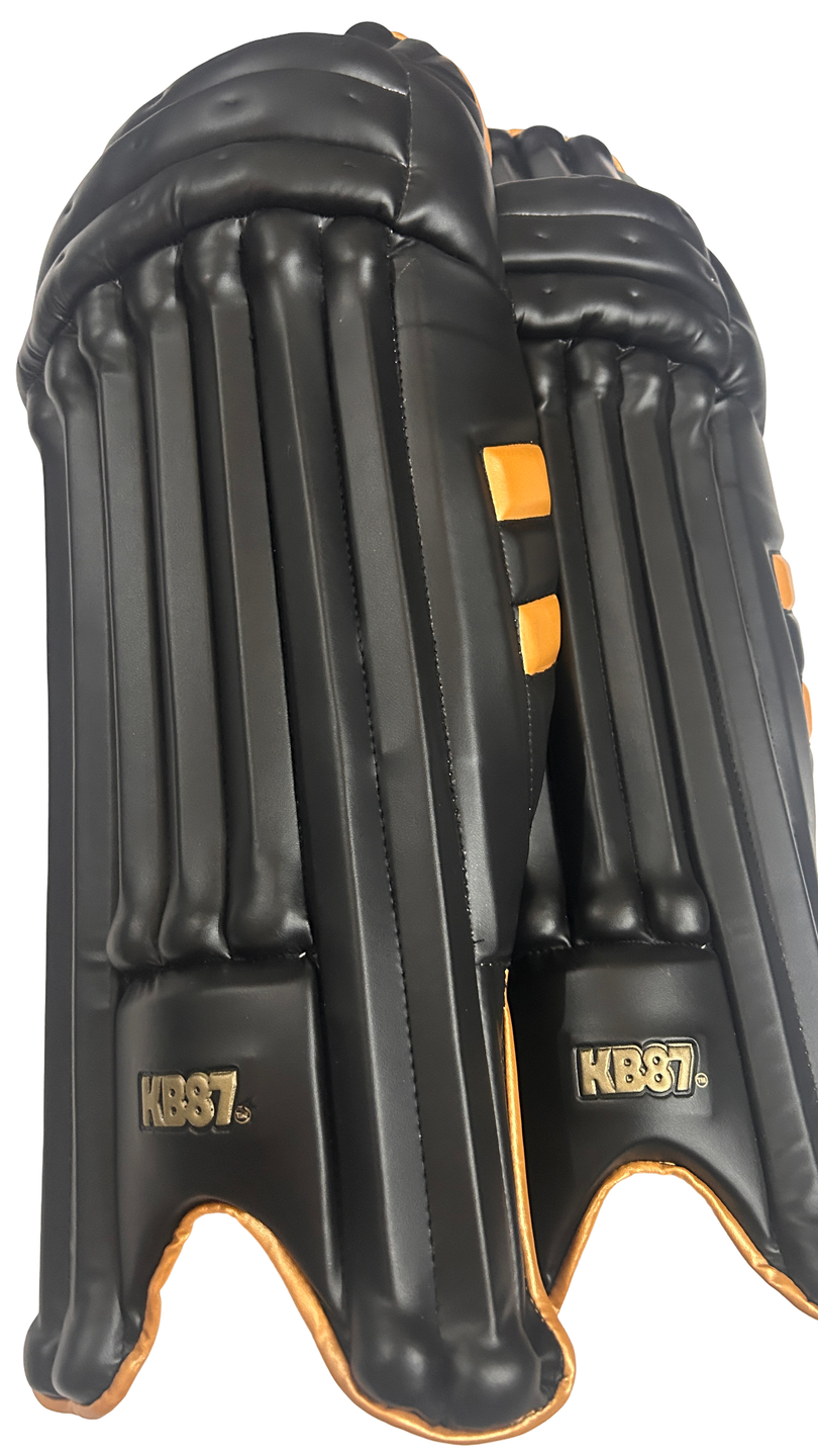 KB87 Classic Batting Pads Black RH — view 6