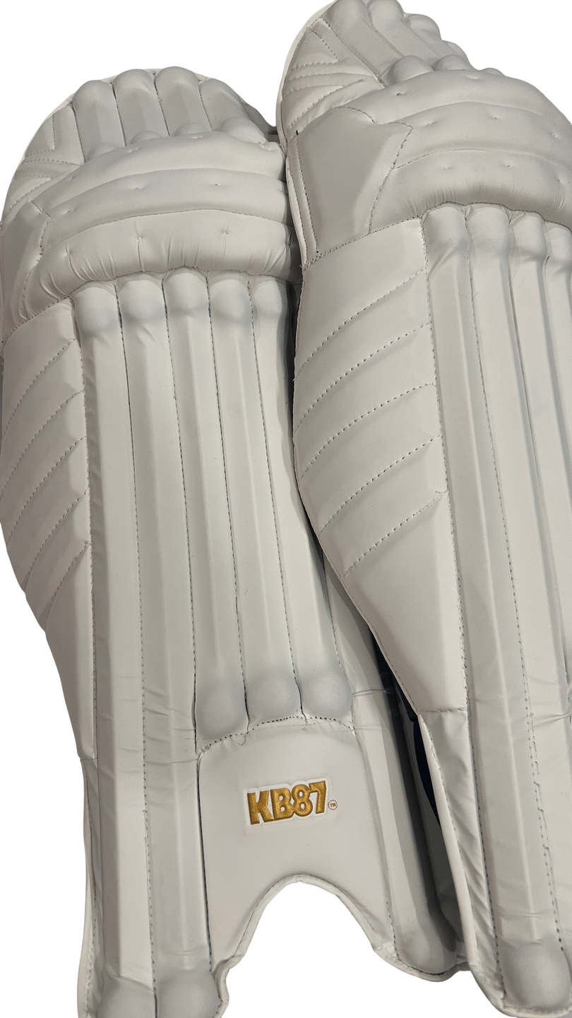 KB87 Classic Batting Pads White LH — view 2