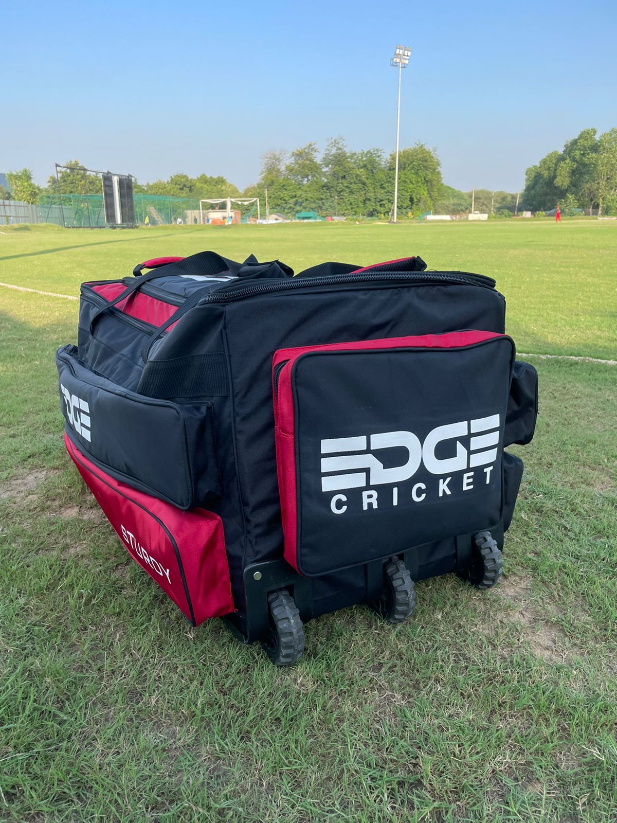 Edge 6-Bat Vault Wheelie — view 2